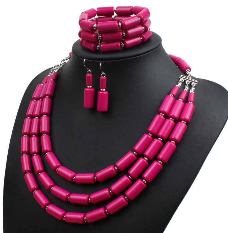 Colorful beaded beaded three-piece multi-layer necklace set