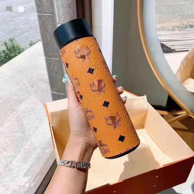 Smart high-value water cup, digital display measuring thermos cup
