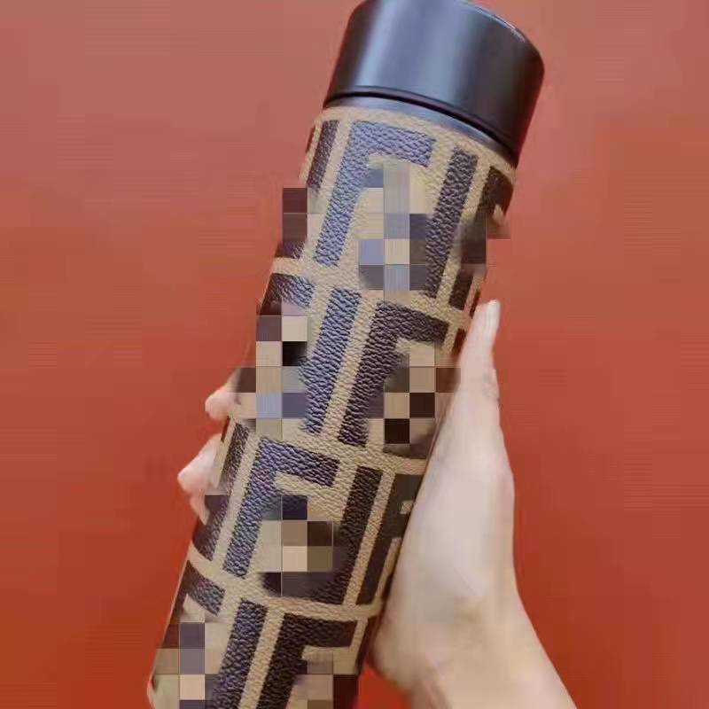 Smart high-value water cup, digital display measuring thermos cup