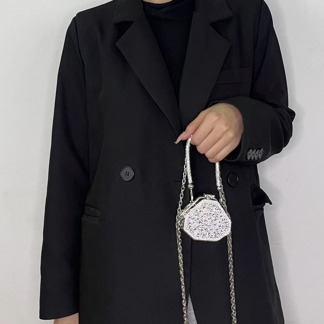 Cross-border 2025 New Acrylic Catwalk Handbag Full Diamond Dress Bag Women's Chain Dinner Bag