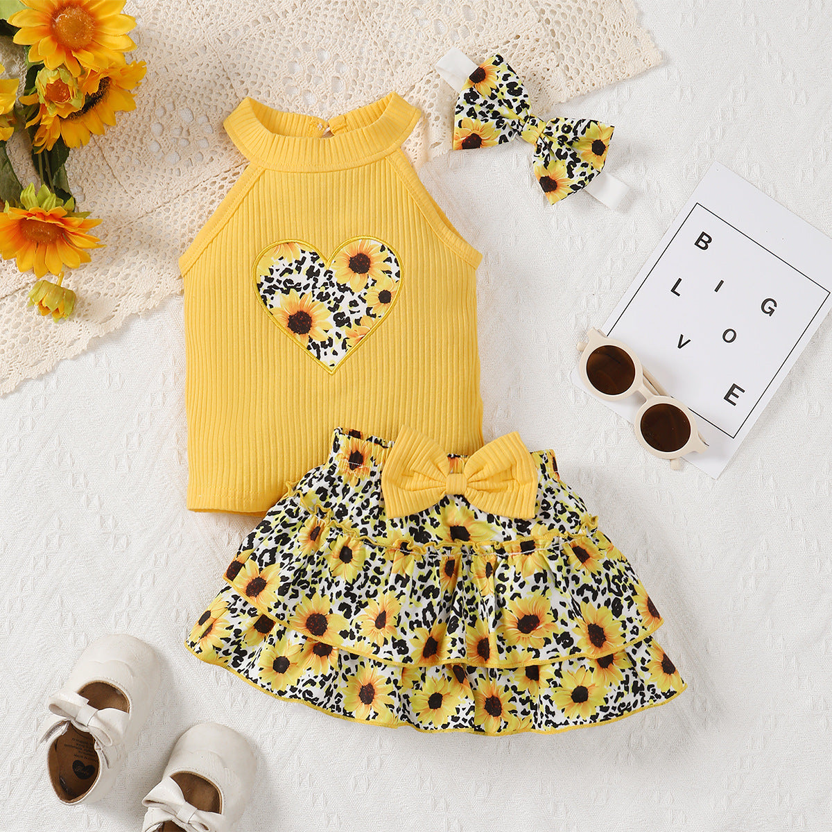 Girls' suits sleeveless off-the-shoulder tops, sunflower print skirts