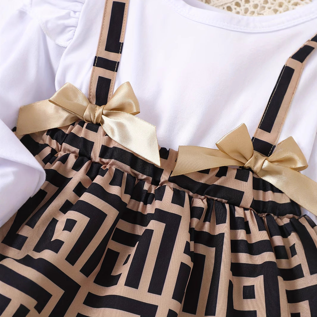 Spring and Autumn Baby Girl Round Neck Ruffles Long Sleeves Stitched Dress