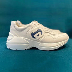 new second-generation shoes, casual sneakers, men's heightened women's