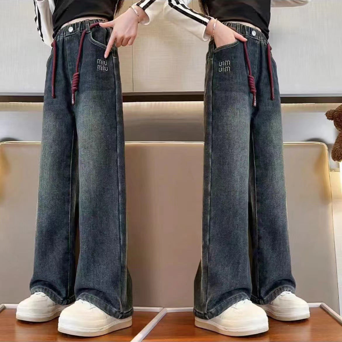 Jeans autumn new style for middle-aged and large children, girls are casual