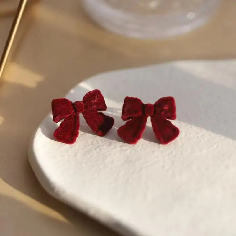 Vintage Wine Red Flocking Flower Drop Earrings For Women Jewelry 2025 Trending Long Bowknot Crystal Pearl Bridal Dress Earrings