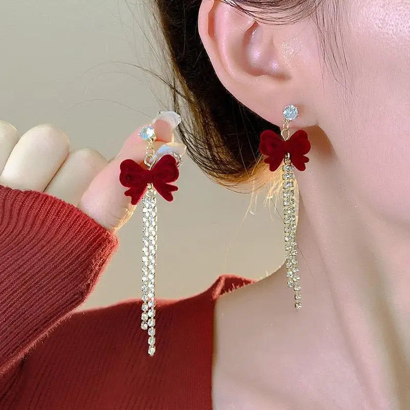 Vintage Wine Red Flocking Flower Drop Earrings For Women Jewelry 2025 Trending Long Bowknot Crystal Pearl Bridal Dress Earrings