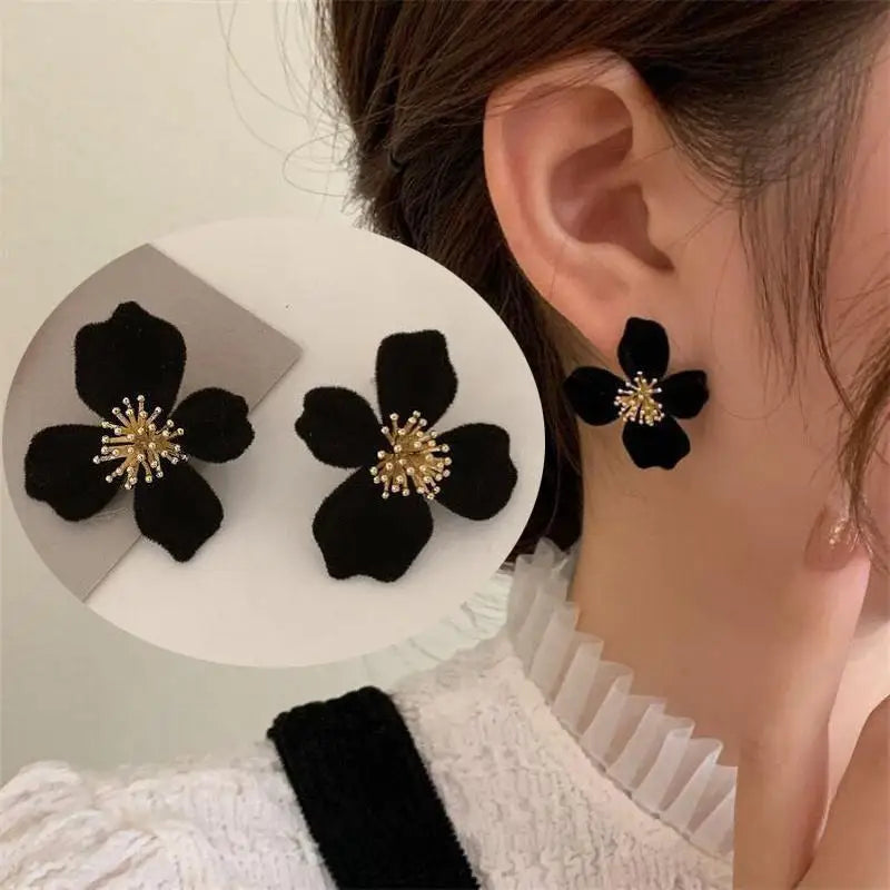 Vintage Wine Red Flocking Flower Drop Earrings For Women Jewelry 2025 Trending Long Bowknot Crystal Pearl Bridal Dress Earrings