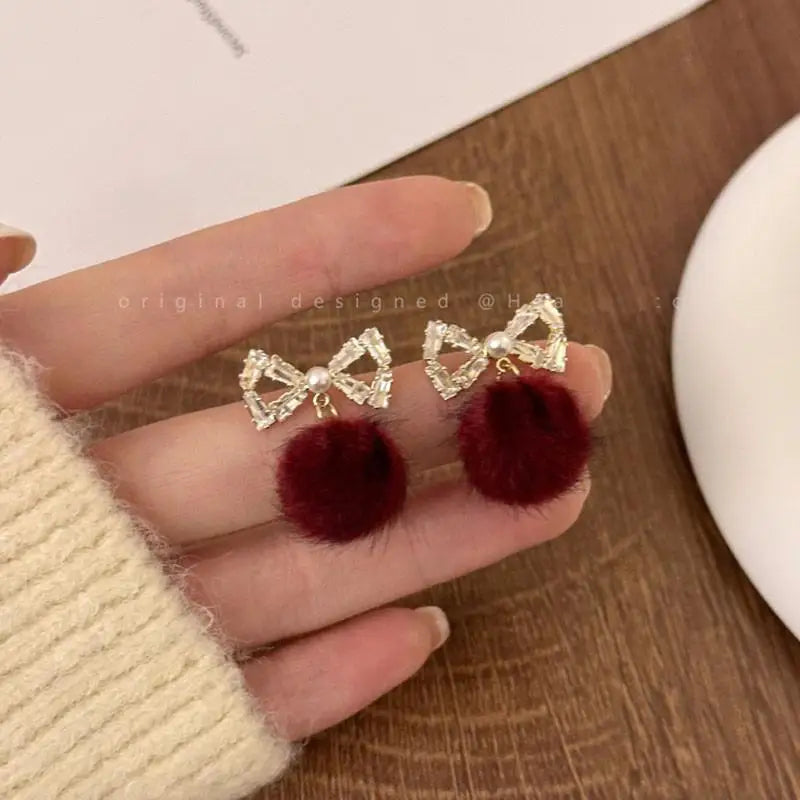 Vintage Wine Red Flocking Flower Drop Earrings For Women Jewelry 2025 Trending Long Bowknot Crystal Pearl Bridal Dress Earrings