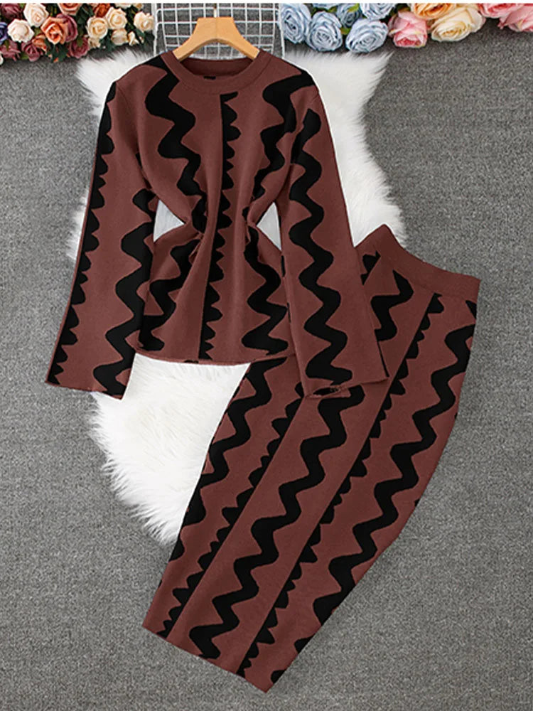 Round Neck Pullover Knitted Top+High Waist Slim Fit Skirt Two-Piece Set 2024