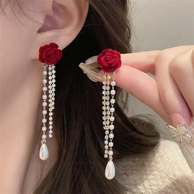 Vintage Wine Red Flocking Flower Drop Earrings For Women Jewelry 2025 Trending Long Bowknot Crystal Pearl Bridal Dress Earrings