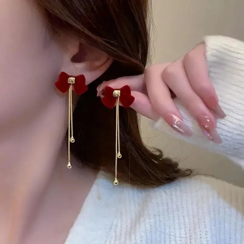 Vintage Wine Red Flocking Flower Drop Earrings For Women Jewelry 2025 Trending Long Bowknot Crystal Pearl Bridal Dress Earrings