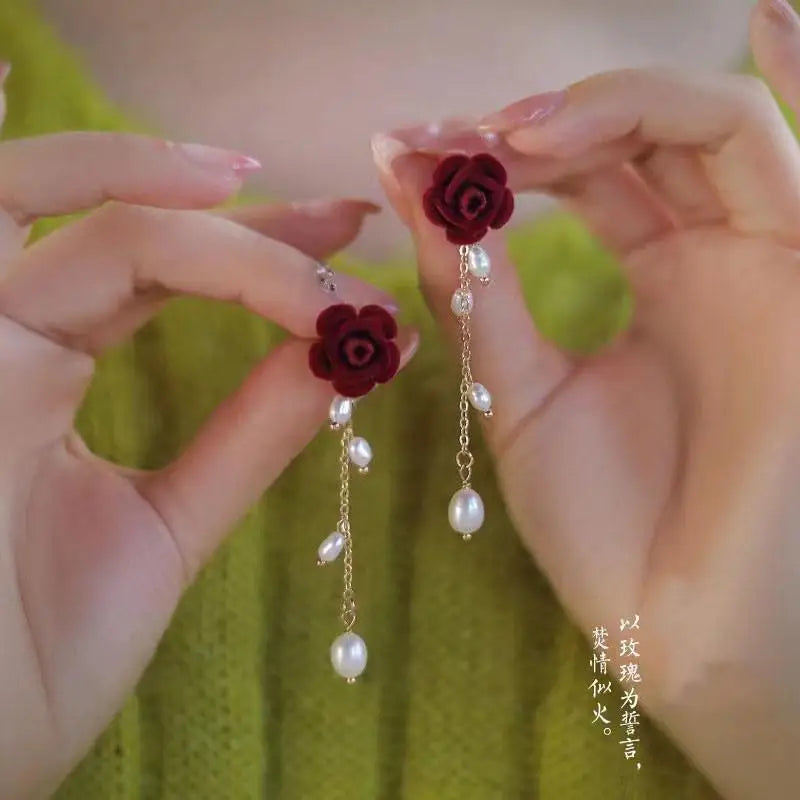 Vintage Wine Red Flocking Flower Drop Earrings For Women Jewelry 2025 Trending Long Bowknot Crystal Pearl Bridal Dress Earrings