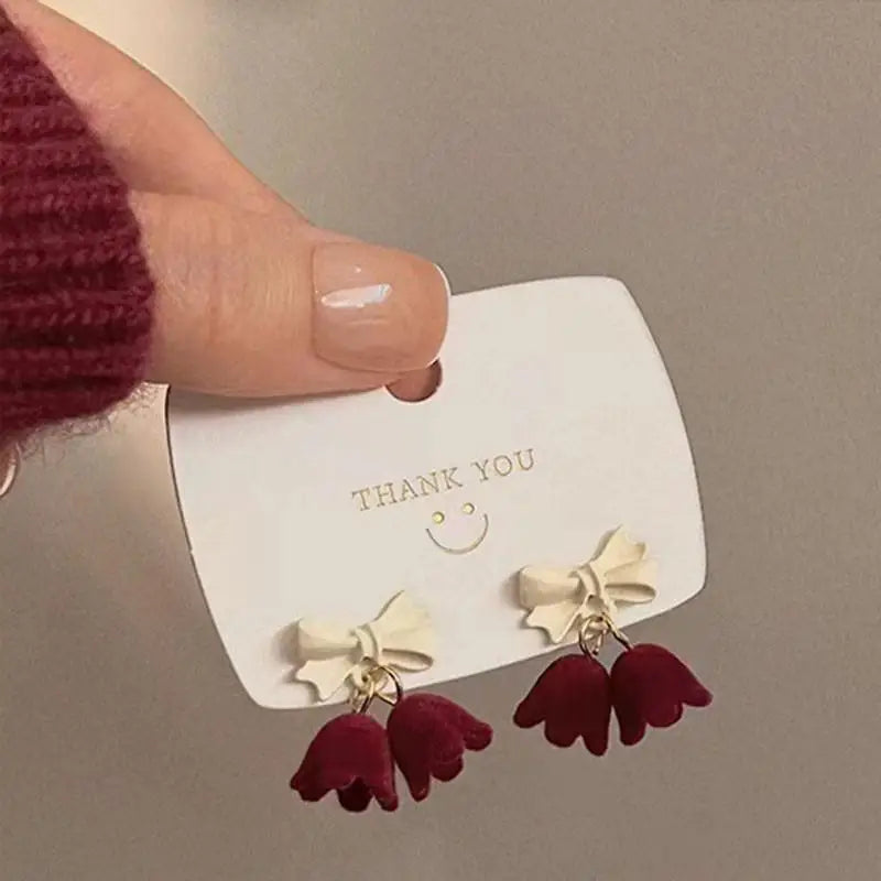 Vintage Wine Red Flocking Flower Drop Earrings For Women Jewelry 2025 Trending Long Bowknot Crystal Pearl Bridal Dress Earrings