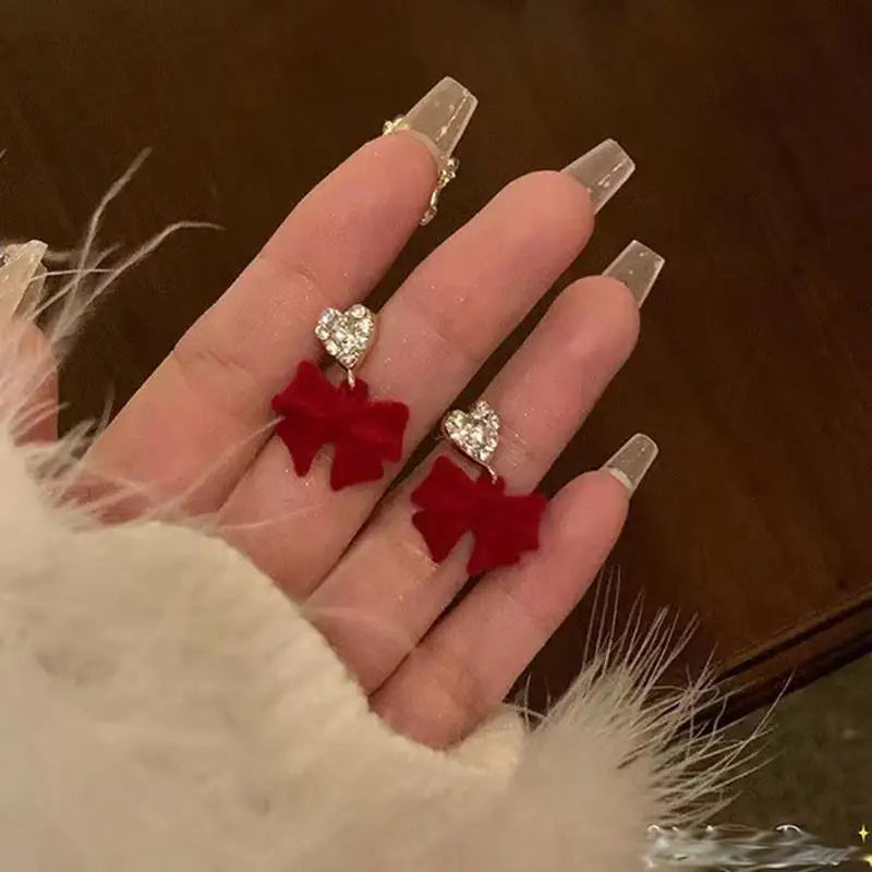Vintage Wine Red Flocking Flower Drop Earrings For Women Jewelry 2025 Trending Long Bowknot Crystal Pearl Bridal Dress Earrings