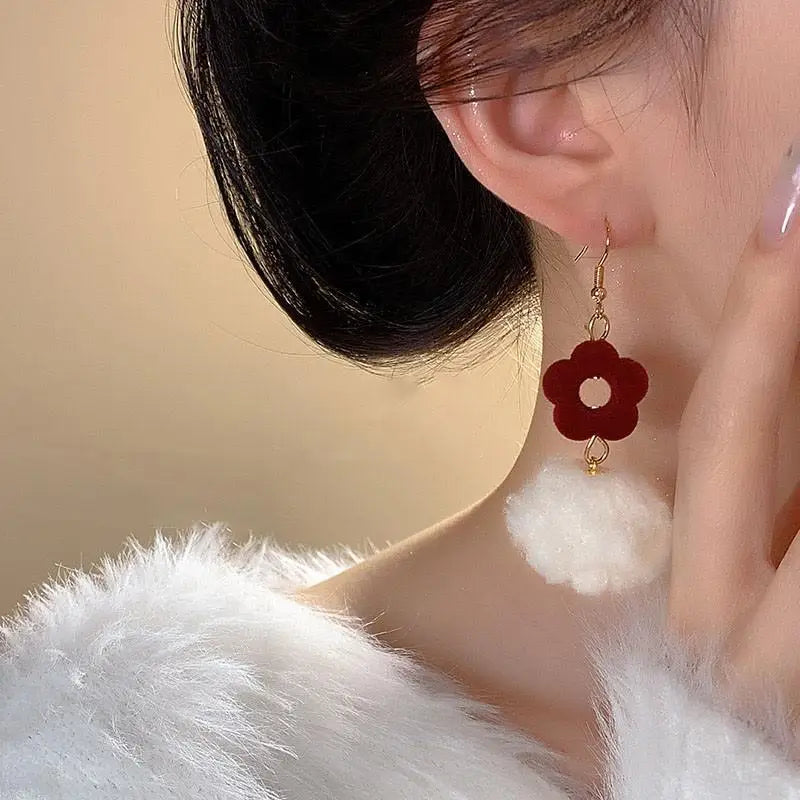 Vintage Wine Red Flocking Flower Drop Earrings For Women Jewelry 2025 Trending Long Bowknot Crystal Pearl Bridal Dress Earrings